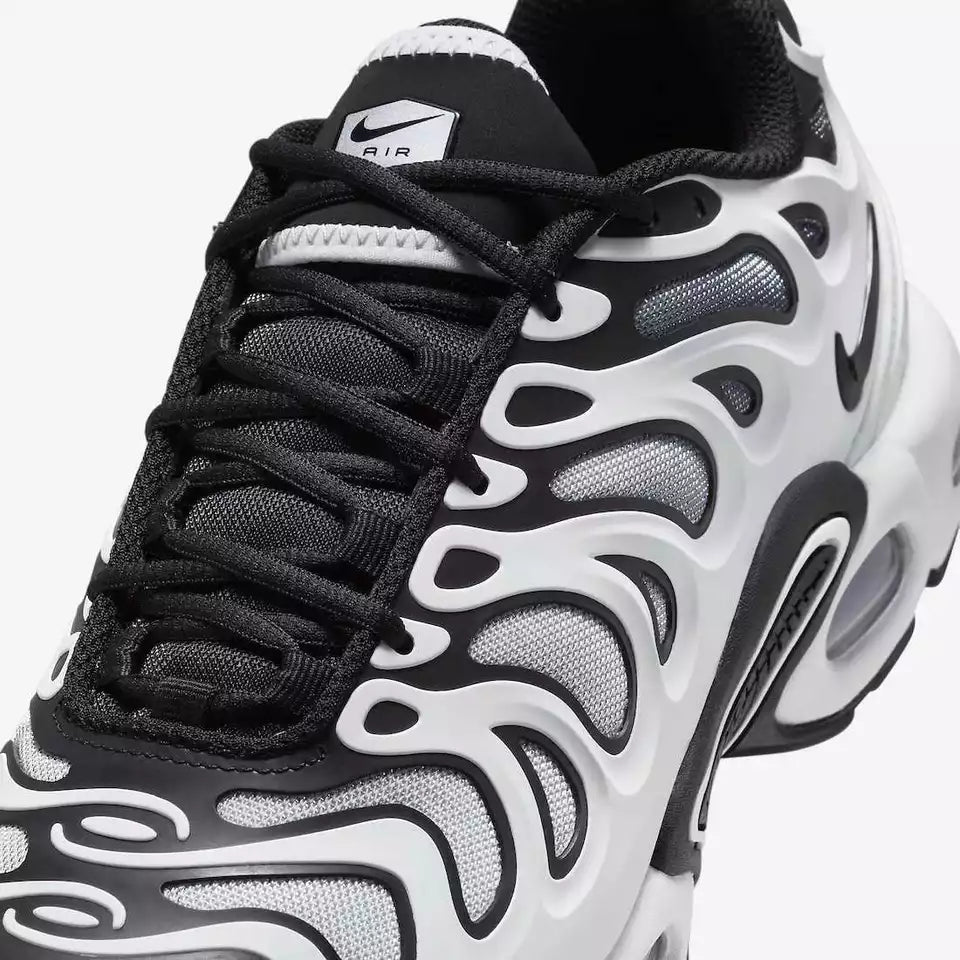 Nike Air Max Plus White Metallic Silver Black