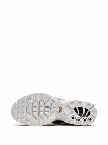 Nike Air Max Plus "Black/White"
