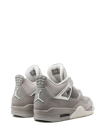 Air Jordan 4 Frozen