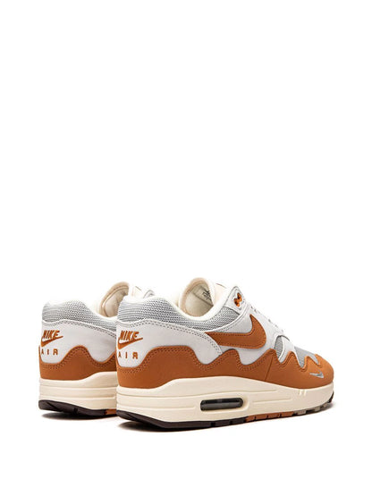 Nike Air Max Patta Monarch